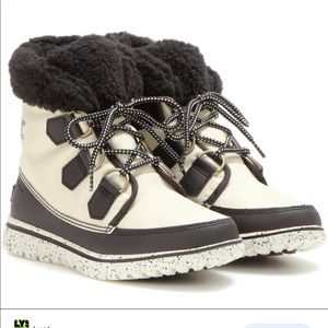 Sorel Explorer Carnival size 9.5 women’s boots